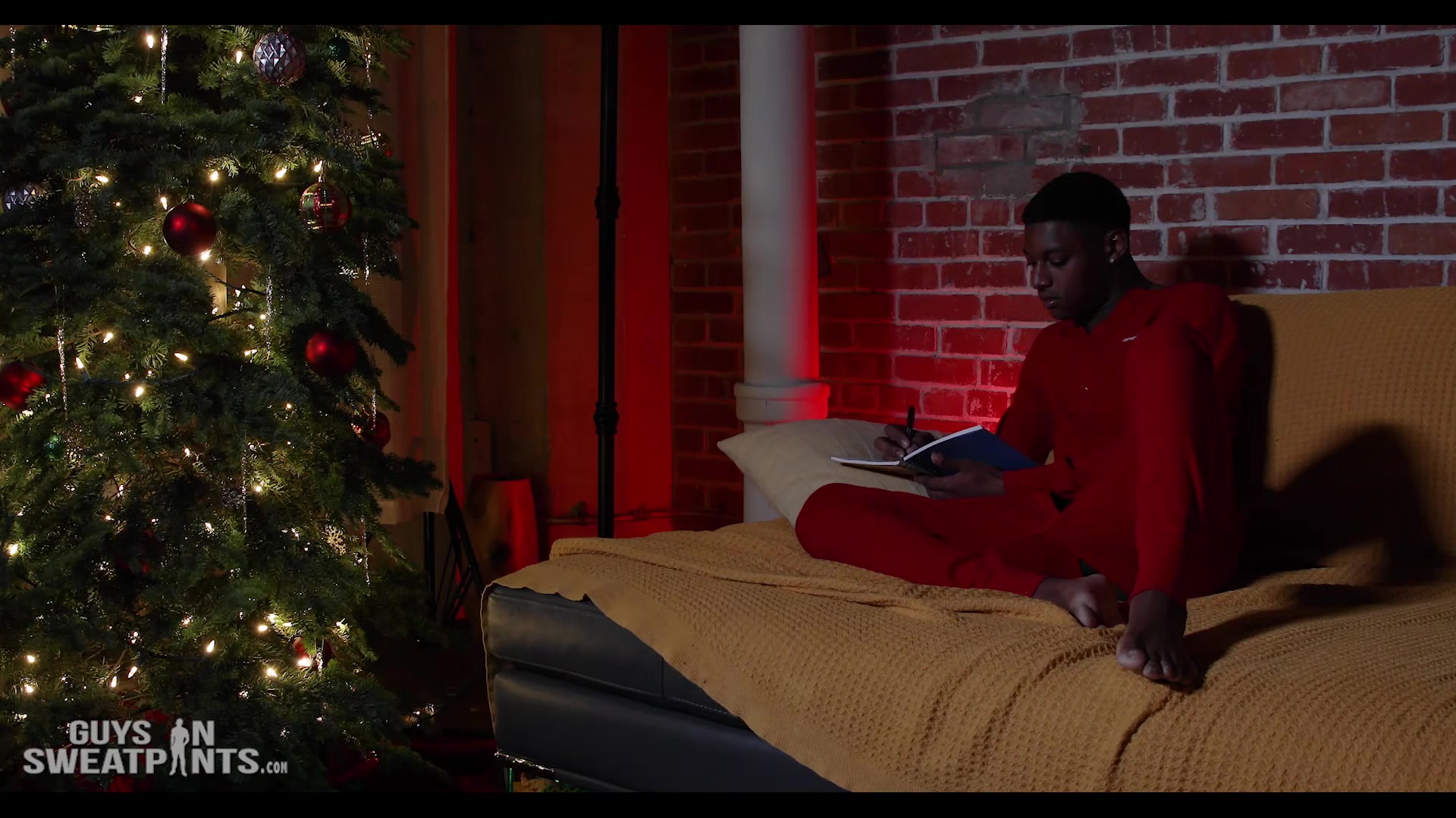 GuysInSweatpants Video - GuysInSweatpants