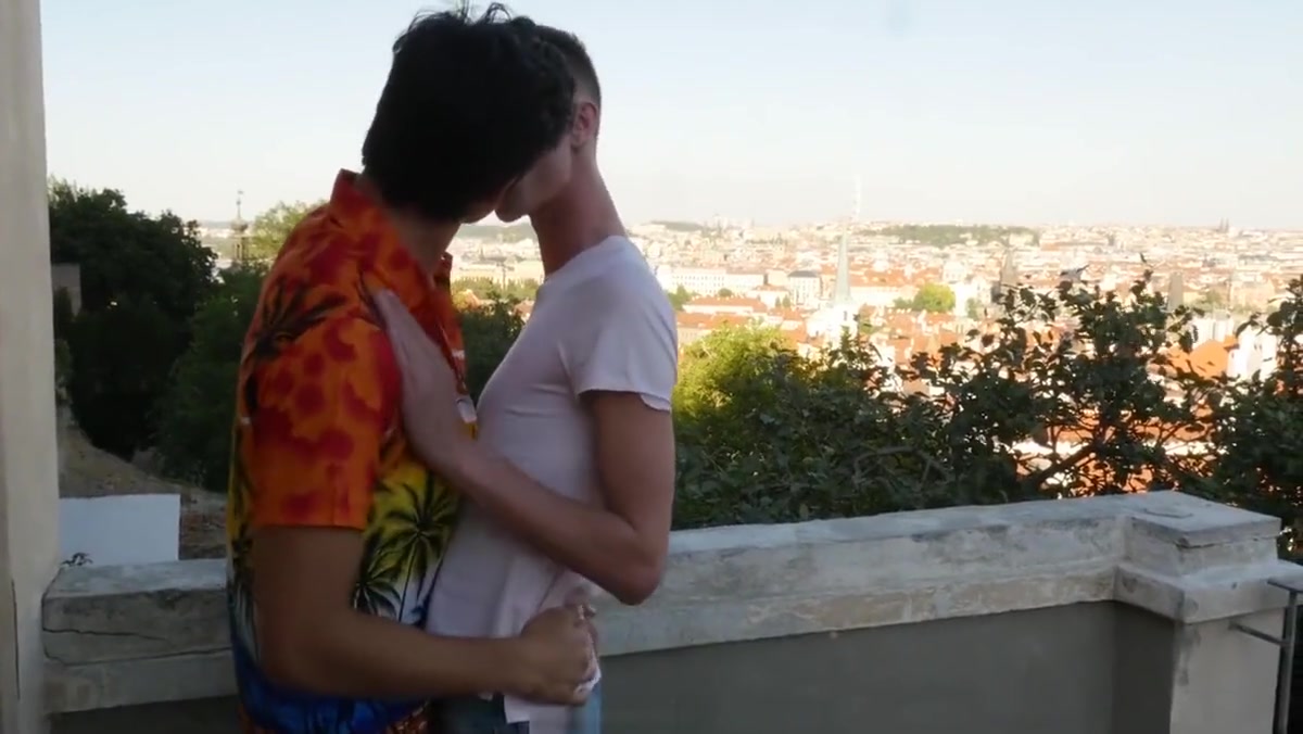 Boyfun - Max London Gets Fucked By Jared Shaw