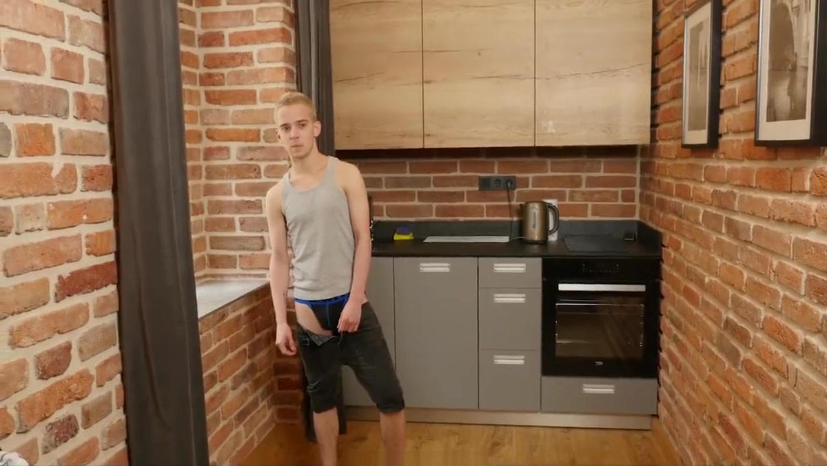 Boyfun - Jay Sheen Barebacks Russian Twink Taylor Blaze