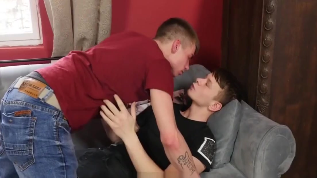 Boyfun - Flirty Twinks Fuck It Out Bareback