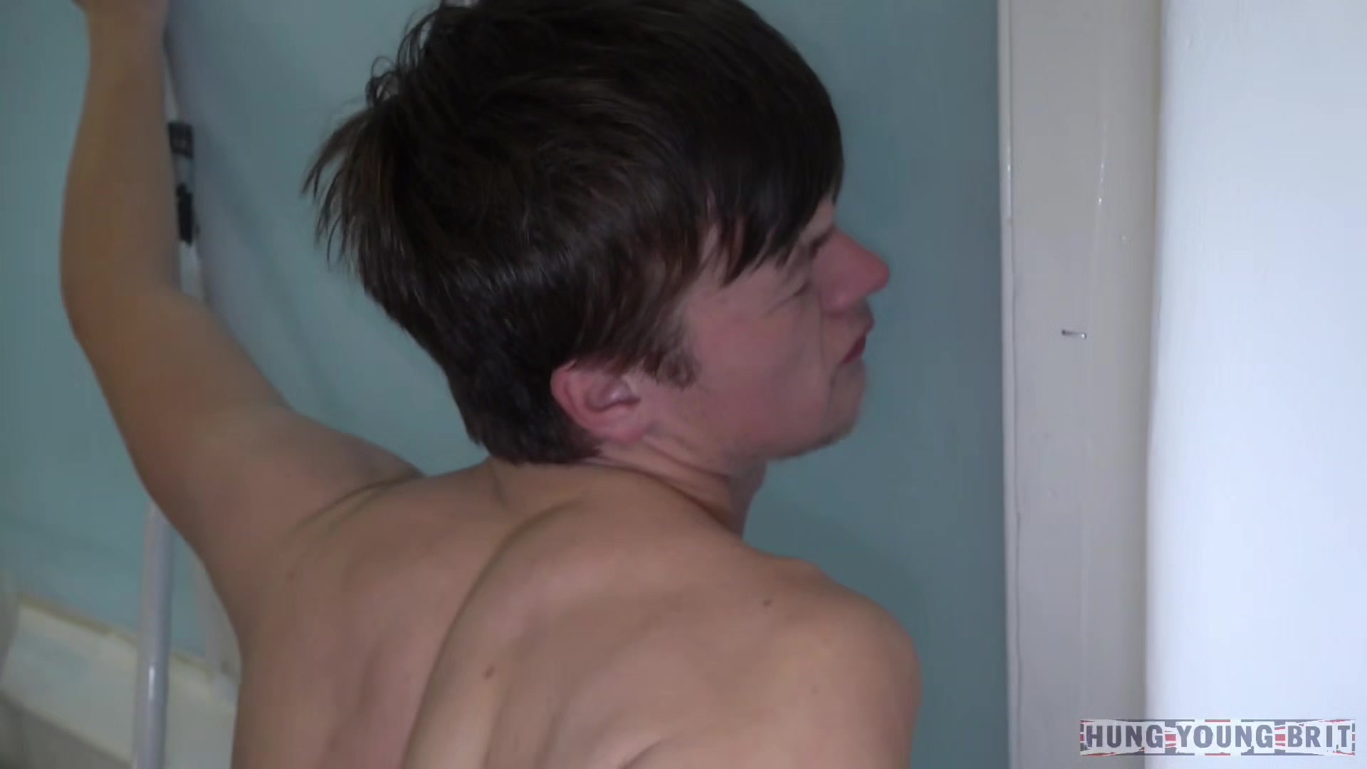 Bb Threesome - HungYoungBrit