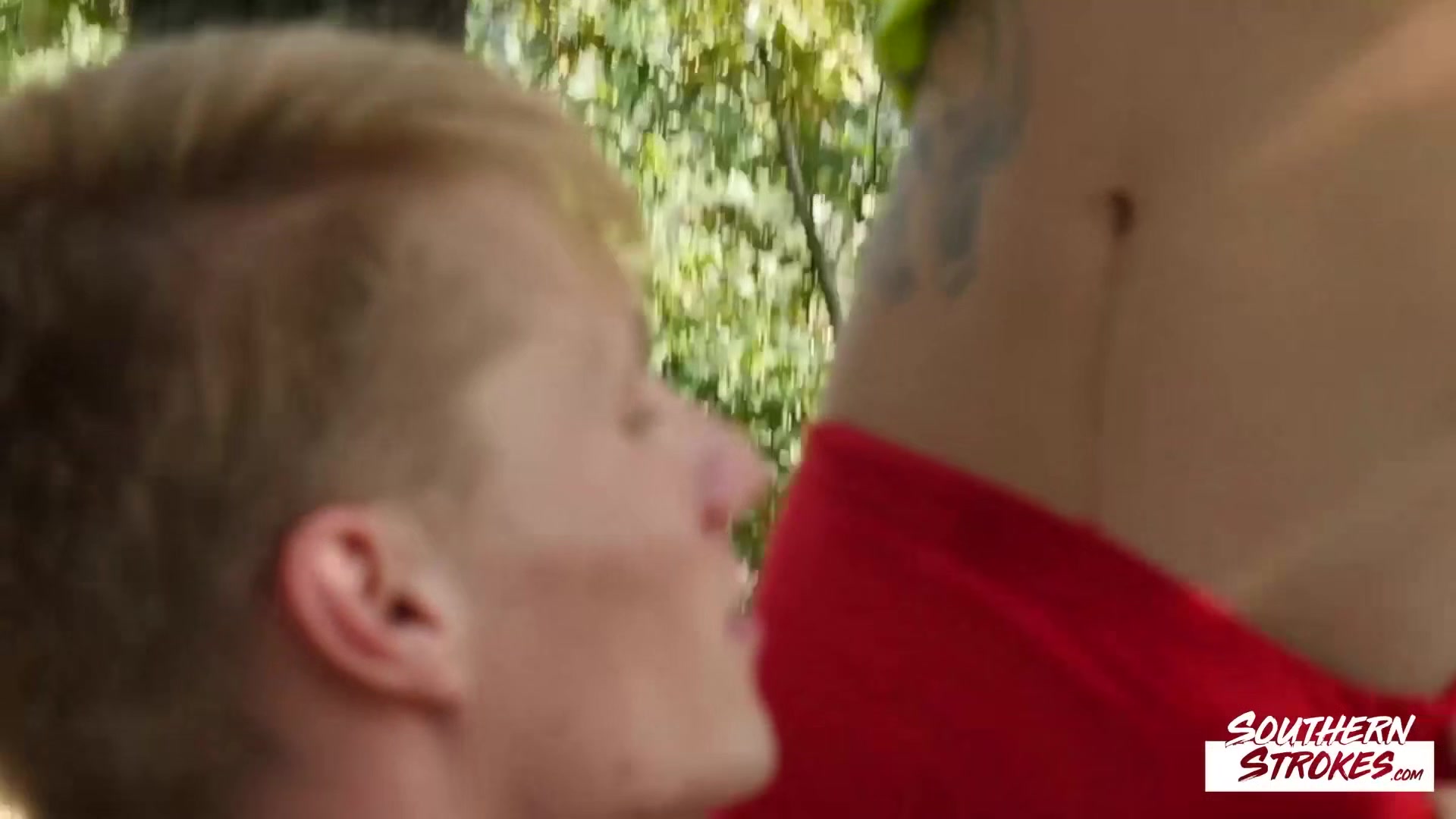 SOUTHERNSTROKES Beno Eker Barebacks Robbie Dane Outdoor