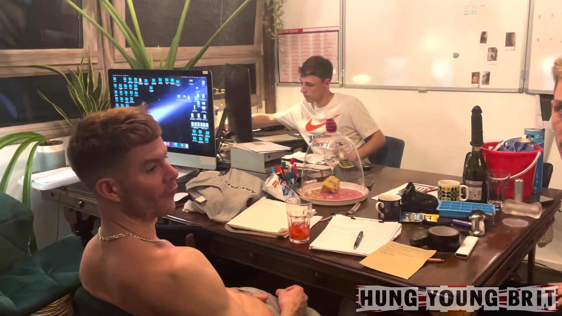Bounded Up - HungYoungBrit