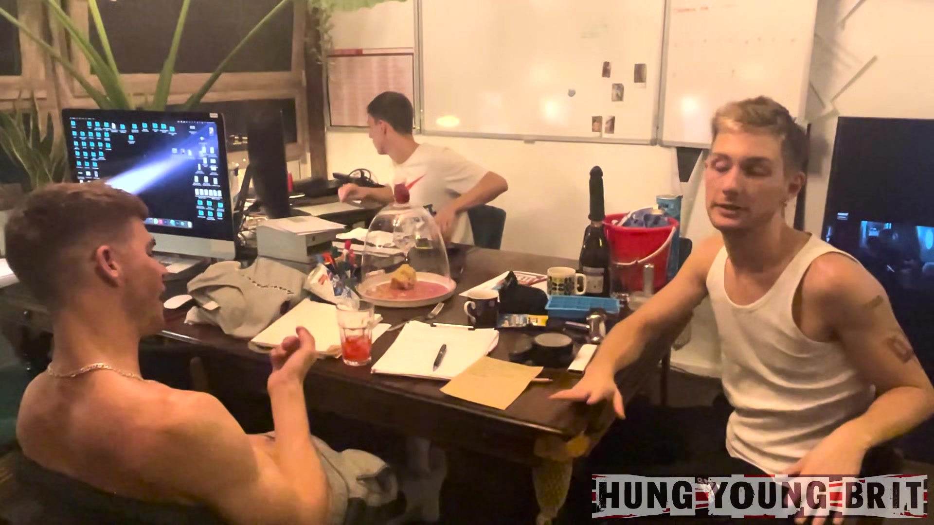 Bounded Up - HungYoungBrit