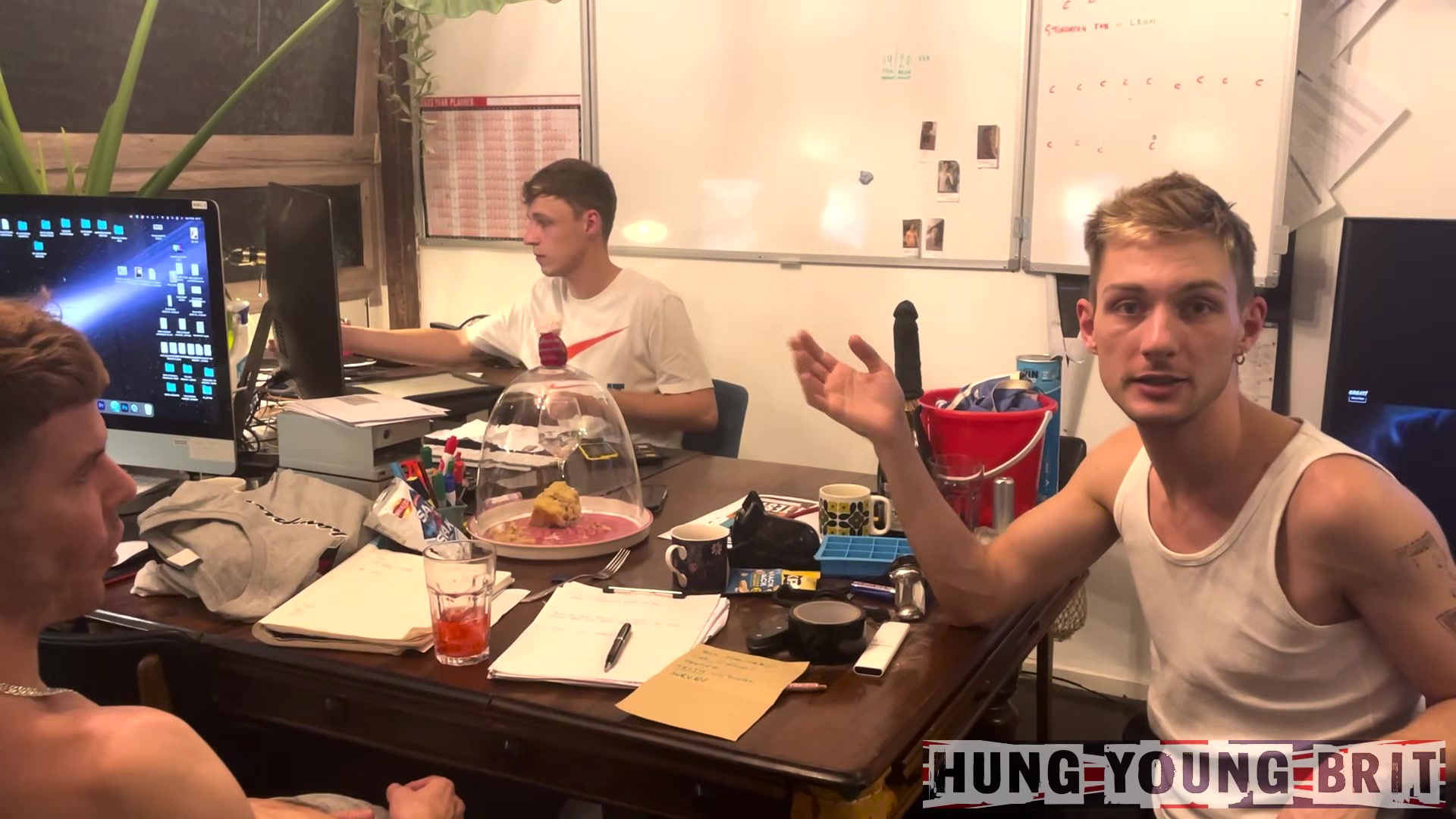Bounded Up - HungYoungBrit