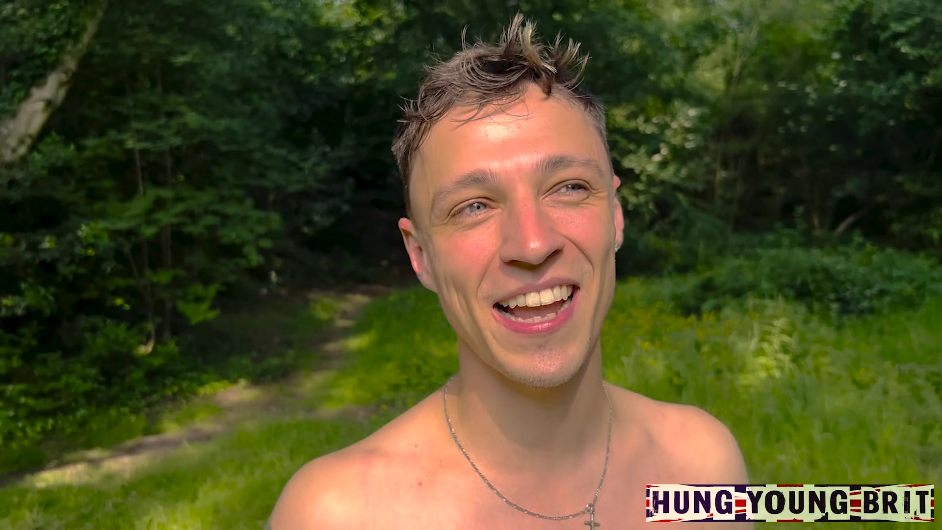 Outdoor Strangers - HungYoungBrit