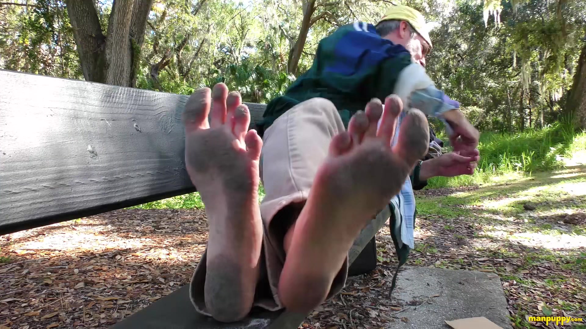 Richard Lennox Lets You Experience Foot Fetish In The Park