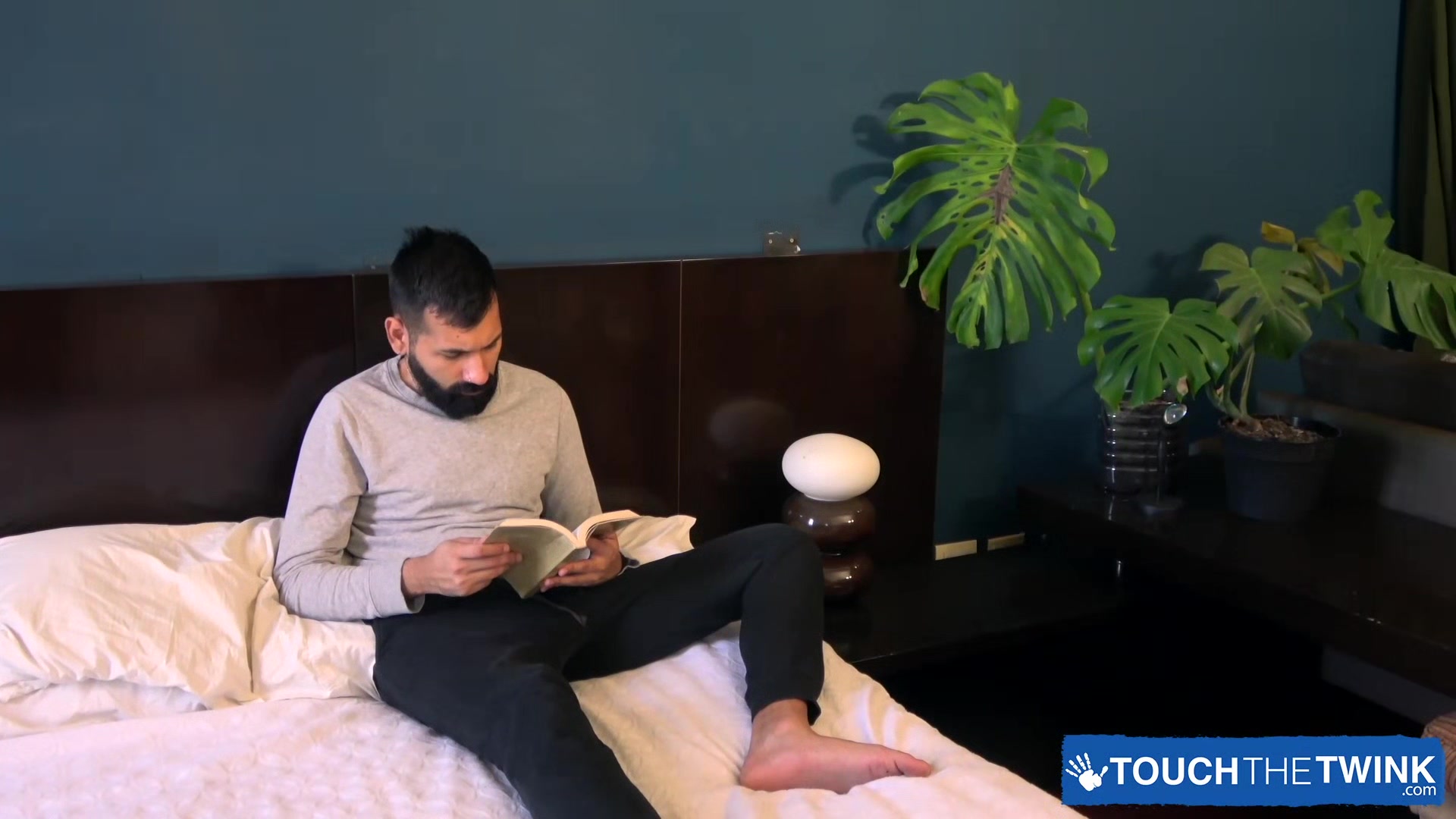 Tattooed Gael Macias Loves Cecil Rose Cock Massage