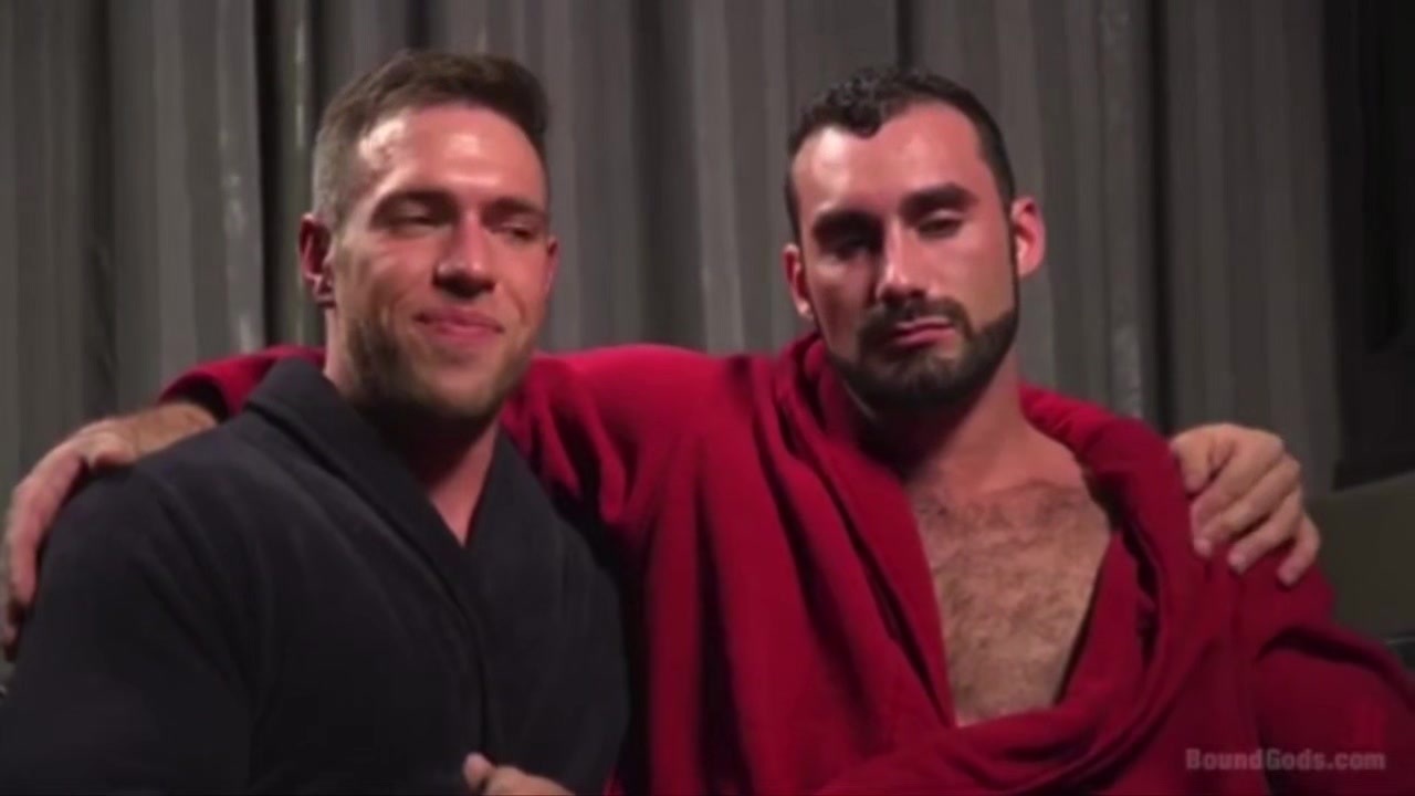 Hunks In Latex And Bondage