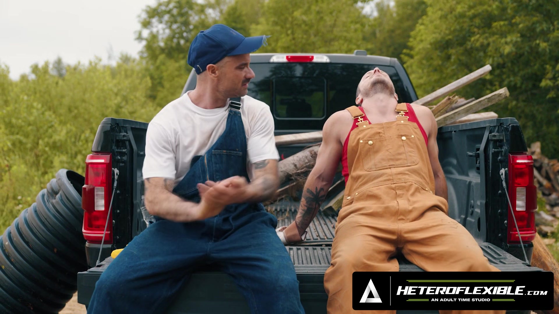 HETEROFLEXIBLE - It s Not Gay If It s Only 1 Time Farmer Zack Mackay Is Doggy Fucked By Tito Patron