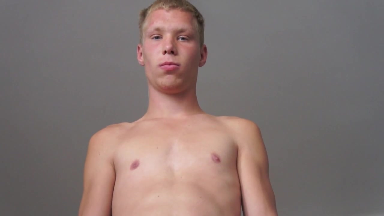 Shy Bubblebutt Teen Shaved & Fondled