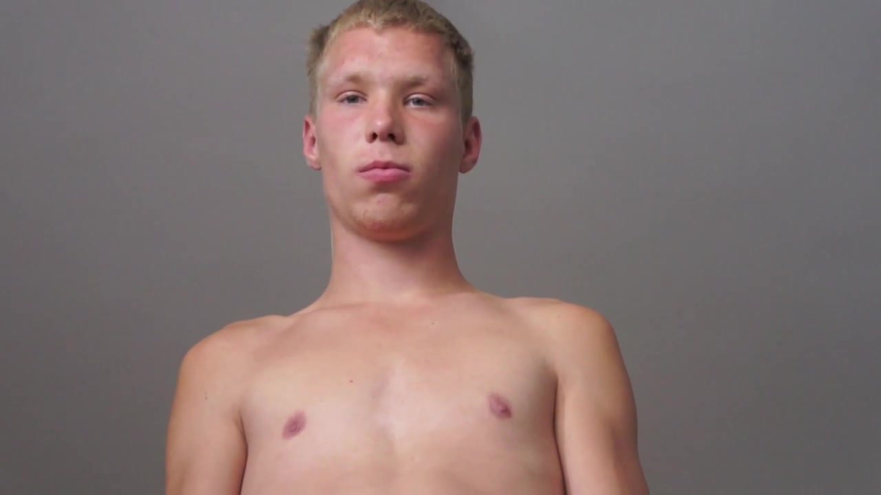 Shy Bubblebutt Teen Shaved & Fondled