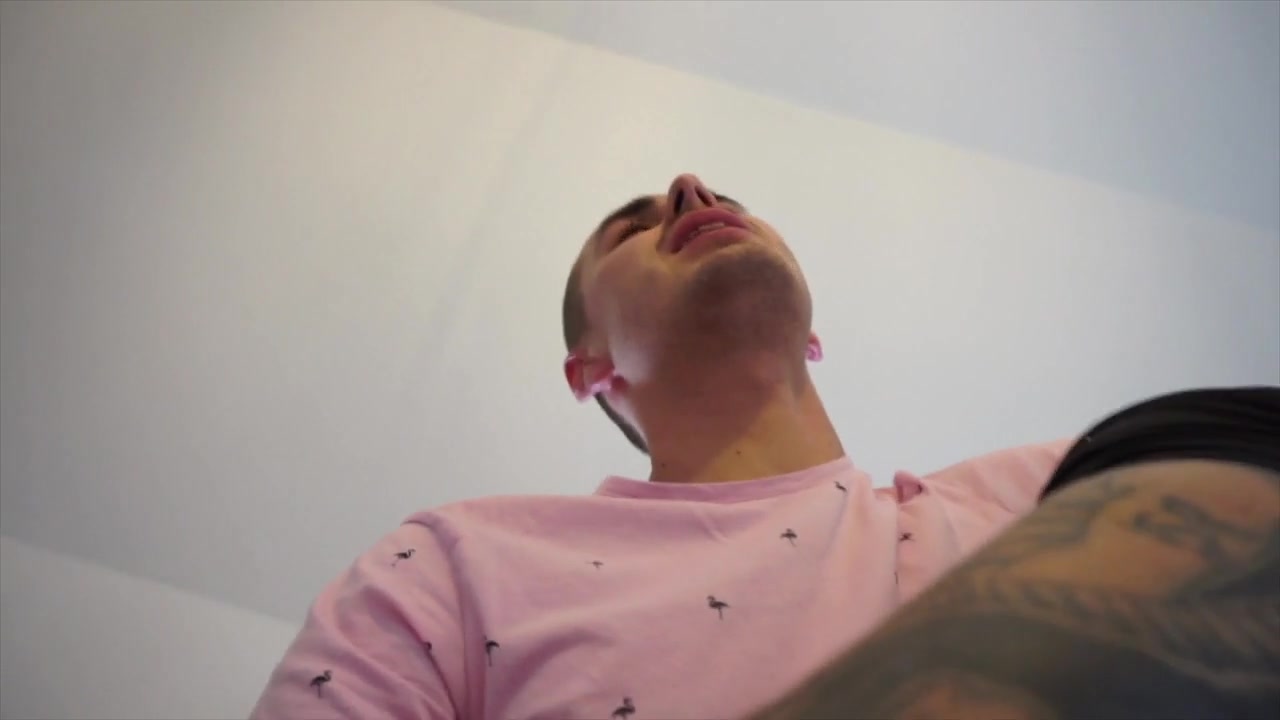 Ruben spanks a skater boy's sweet ass