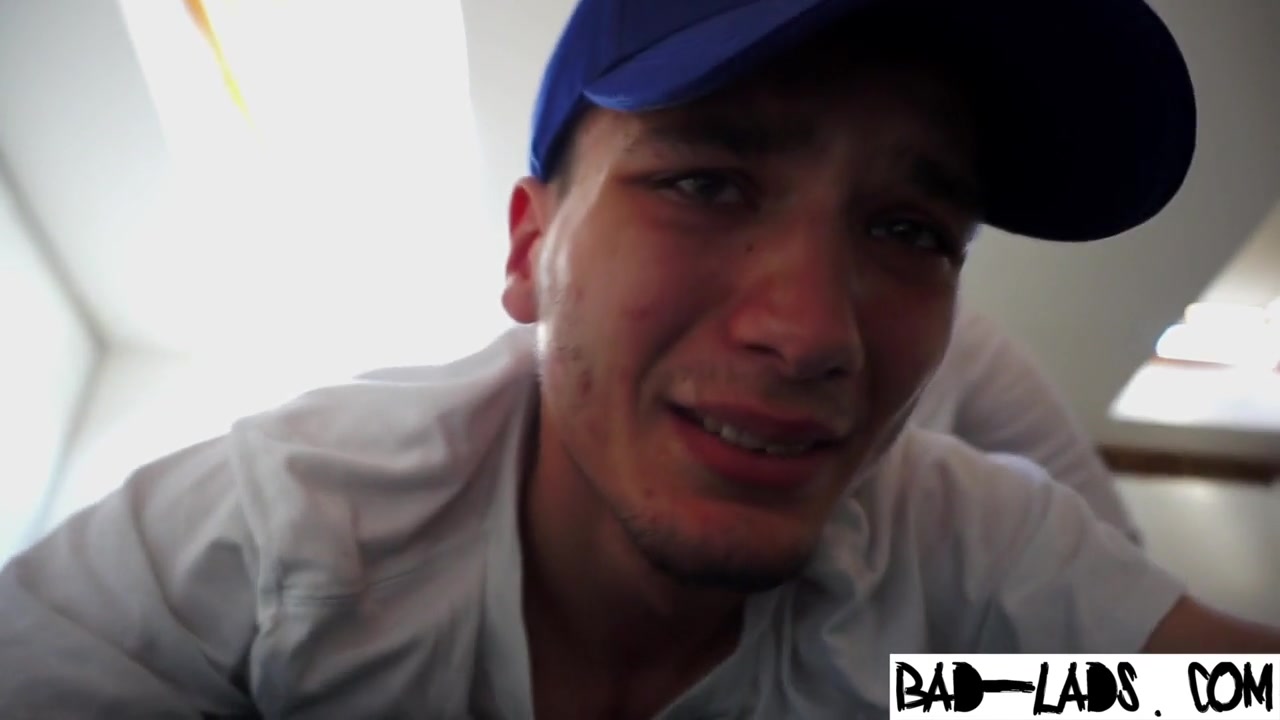 Teen boy's smooth ass goes over daddy's knee
