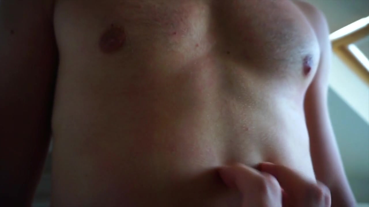 Young hunk fondled in the shower