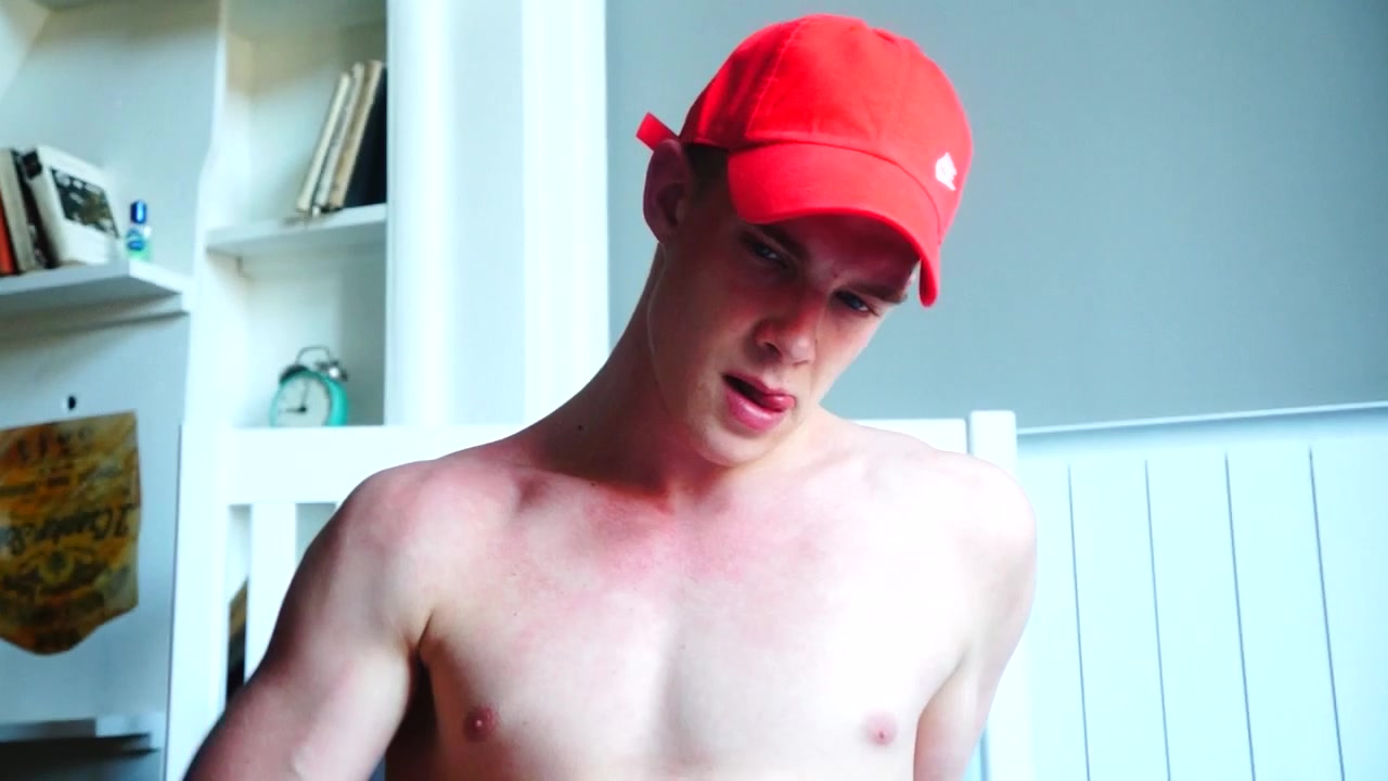 Cheecky round ass twink smacked by daddy