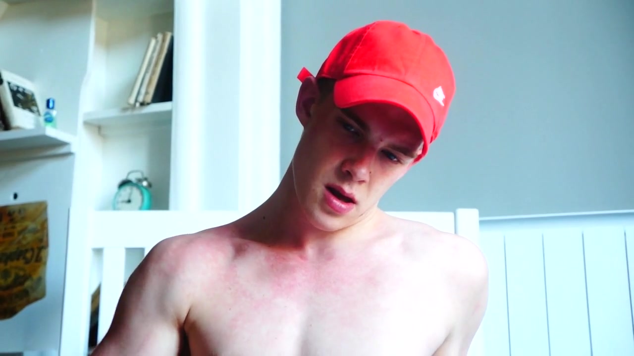 Cheecky round ass twink smacked by daddy