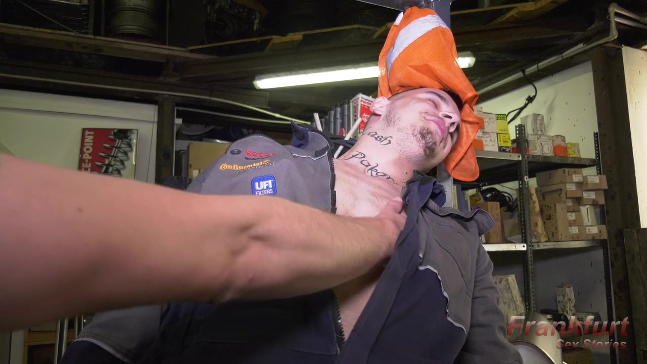 Drive Shaft Desmond Cooper, Alex Morgan - German Gay Porn