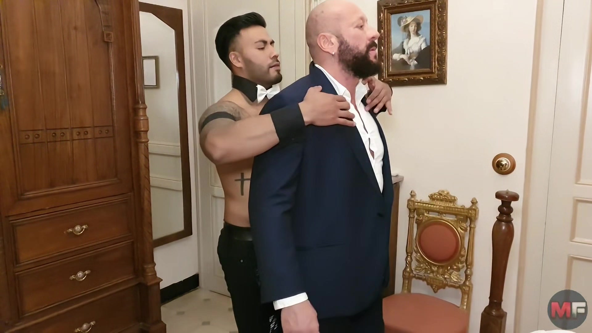 Favio Vador Got His Ass Eaten By Muscled Hunk Darek Kraft