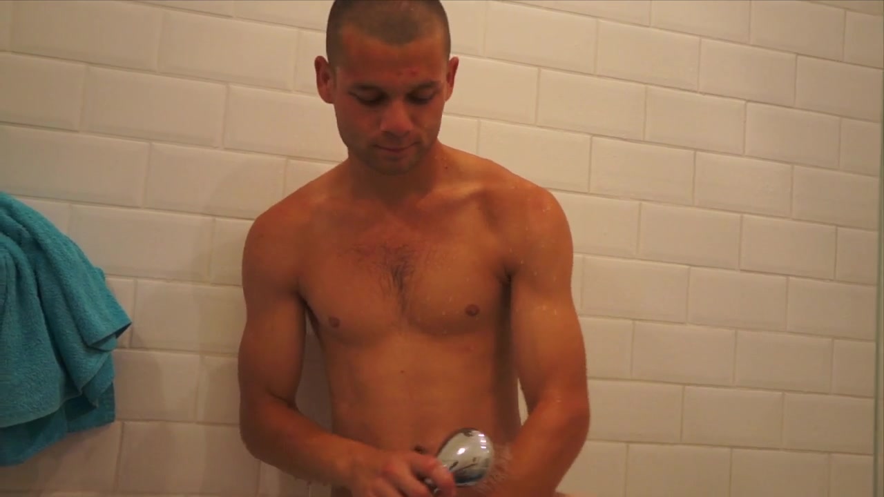 Jack gets Cum on his Bum after 1st Spanking