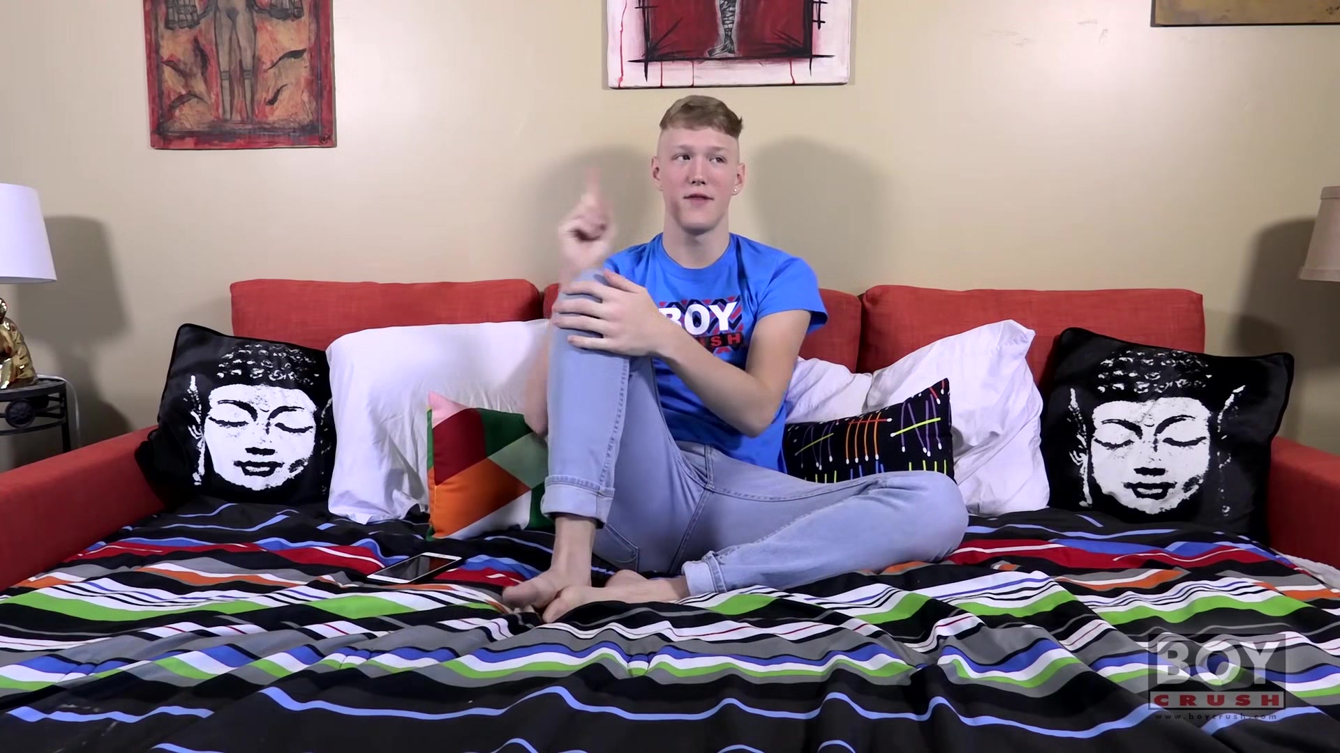 Versatile Twink Taylor Pierce Loves Big Cocks And Handjobs