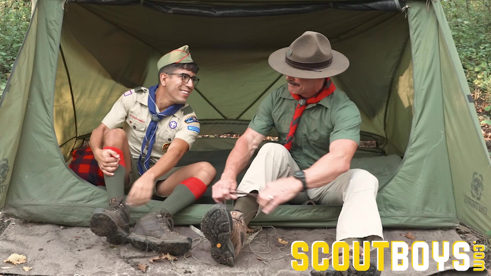 ScoutBoys - Beefy Scoutmaster Reece Scott breeds innocent scout hole