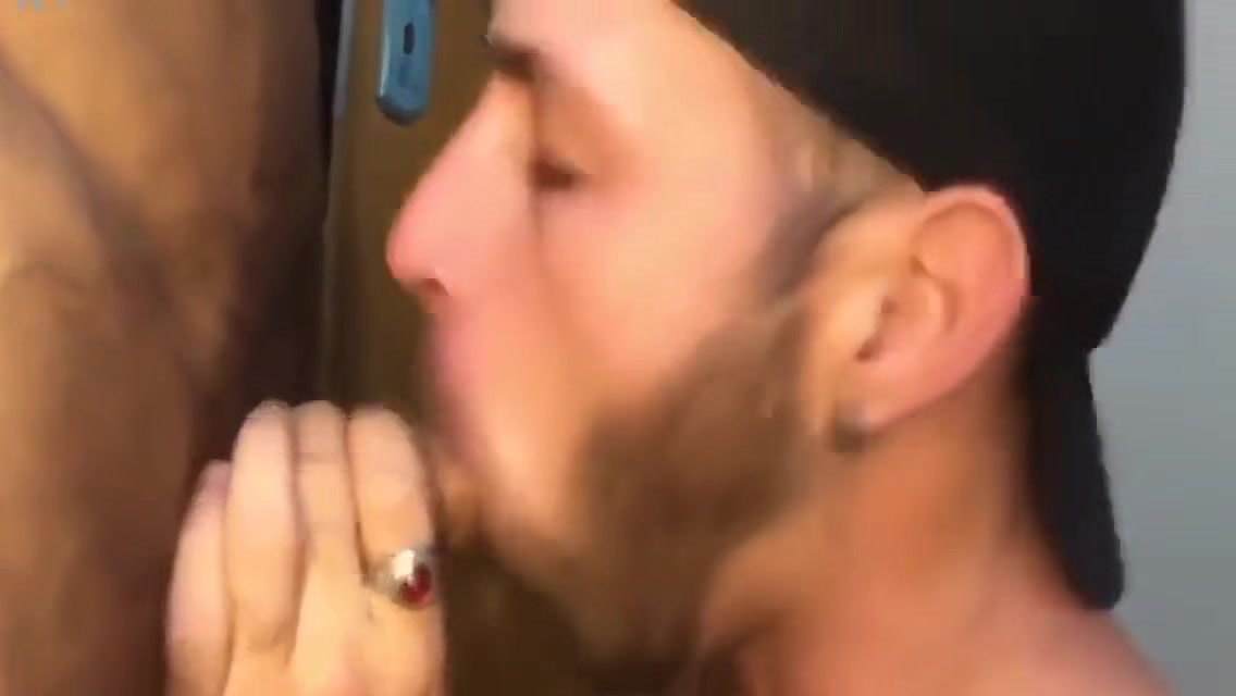 Pau Grosso Leitando O Cuzao 15 Min