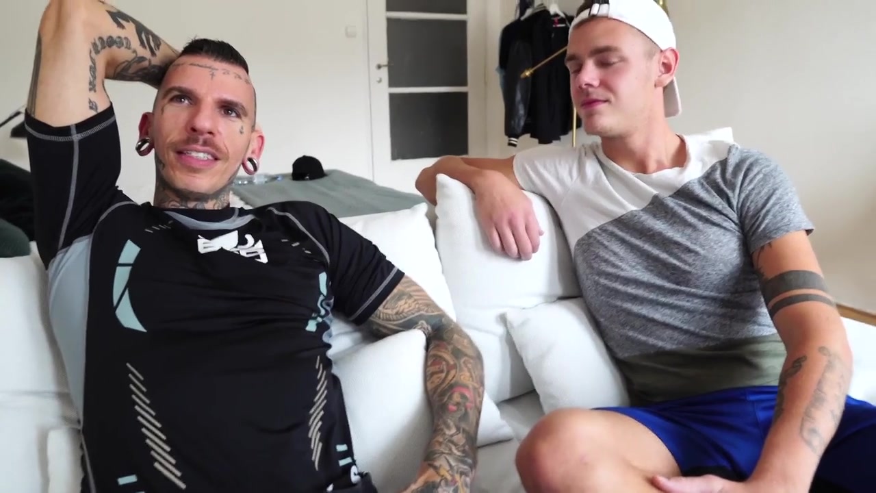 Barely legal teen gets fingered and blows his load