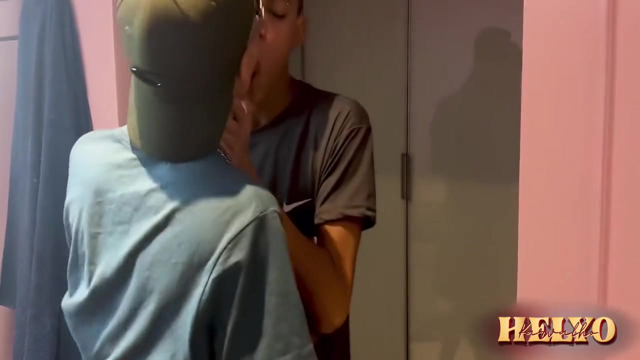 Participei De Um Reality Porno, As Bolas Profundas, Melhores Fodas, Heteros Comendo Versateis, Dp E Muito Leite 64 Min