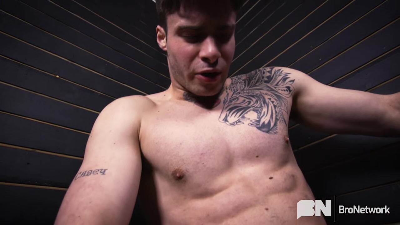Hot AF: Bruce Huxley - Gay Bareback Video - Masqulin
