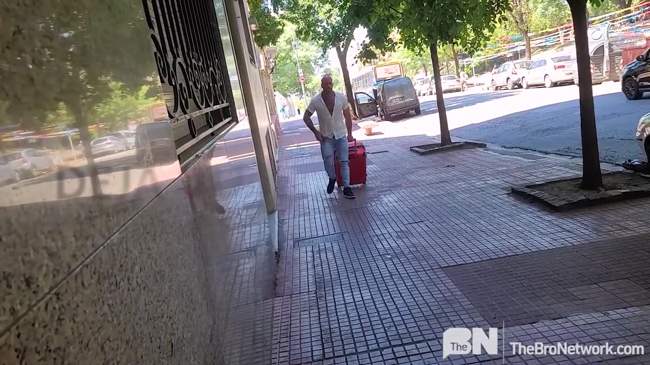Deja Vu In Argentina - Gay Bareback Video - Masqulin