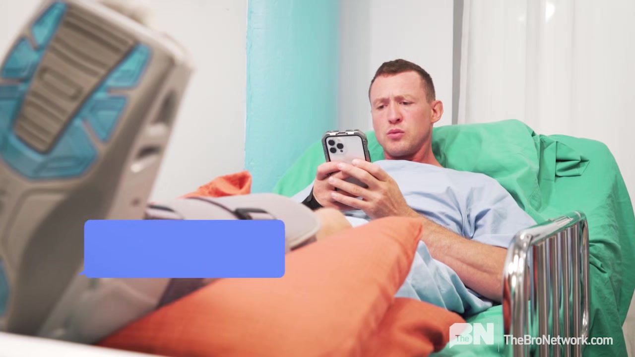 Bedside Bending - Gay Bareback Video - Masqulin