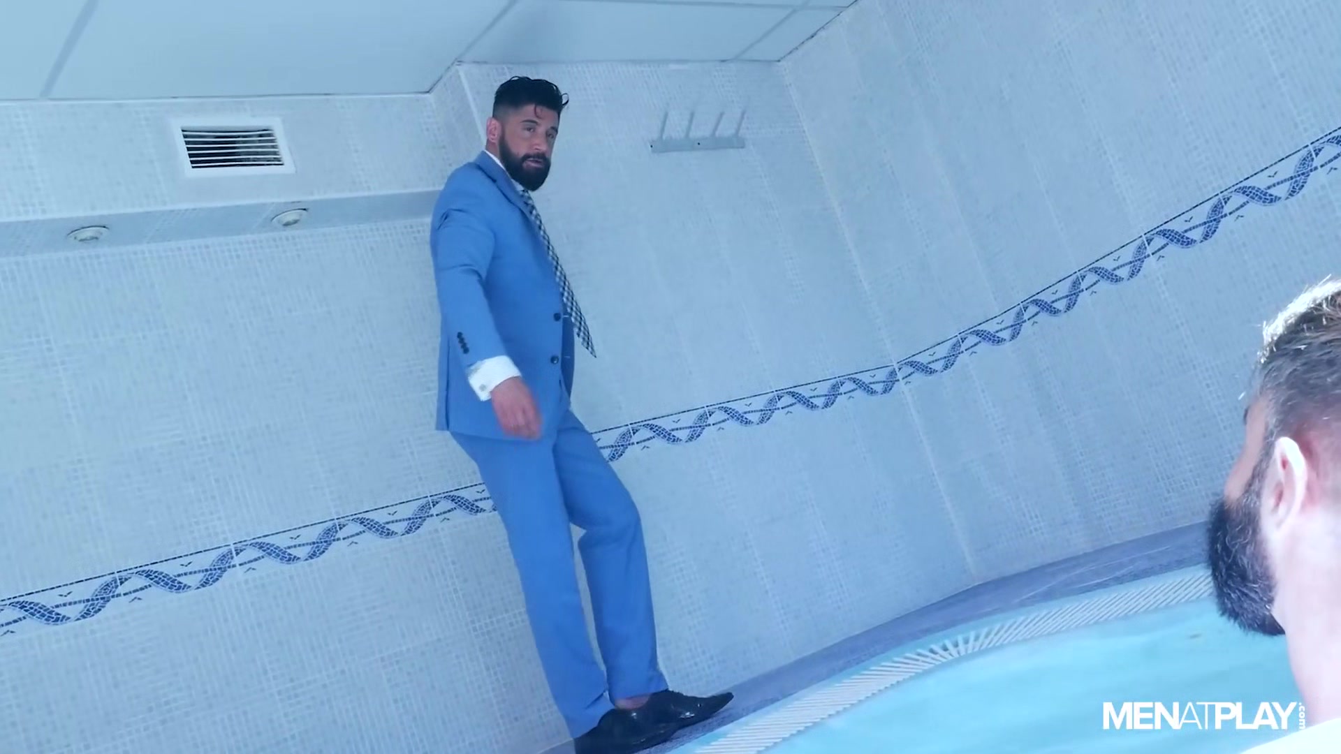 Wet Groomsman - MENatPLAY