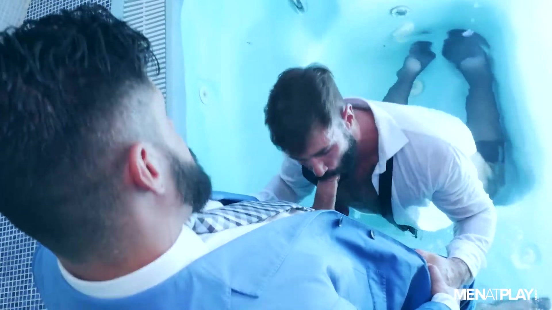 Wet Groomsman - MENatPLAY