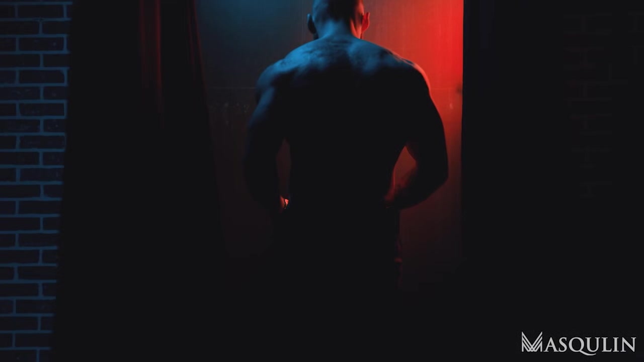 In The Shadow - Gay Bareback Video - Masqulin