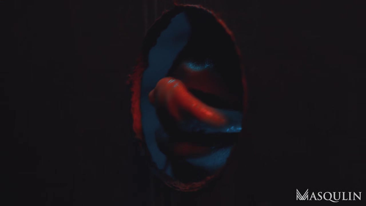 In The Shadow - Gay Bareback Video - Masqulin
