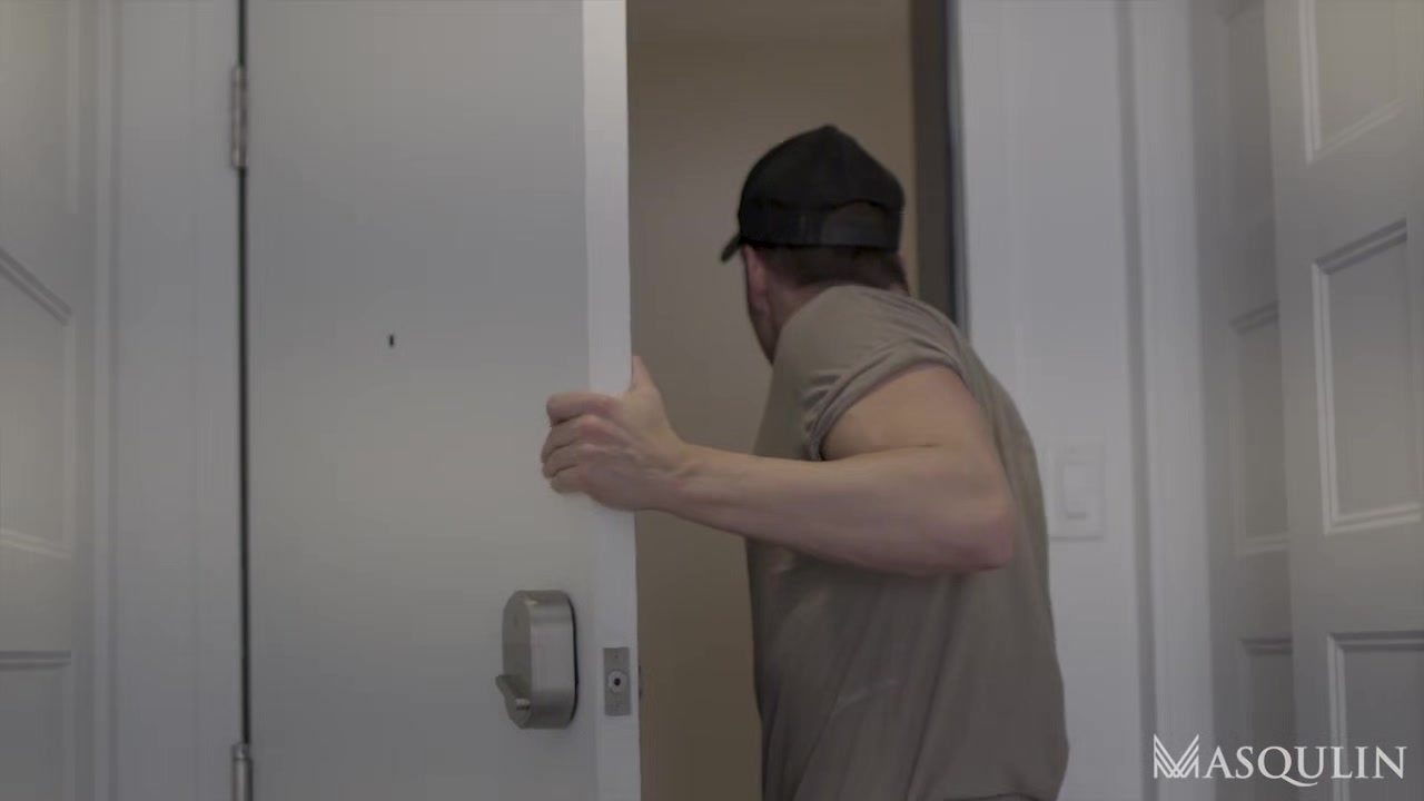 House Sitting - Gay Bareback Video - Masqulin