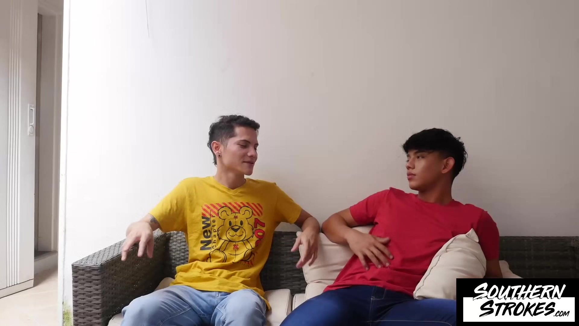 SOUTHERNSTROKES Junior Jones Licks Ass Before Threesome Sex