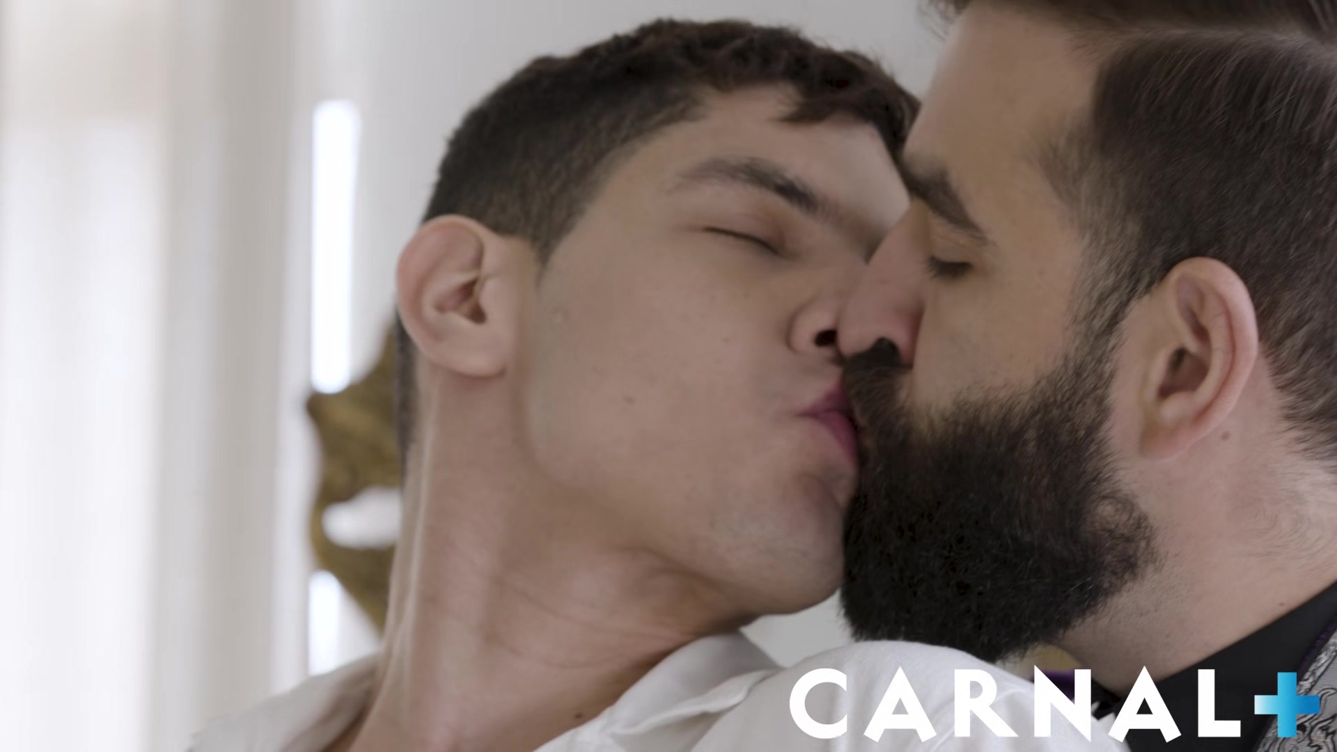 Staghomme Bastian Karim gets face fucked by hung Clergyman Leandro