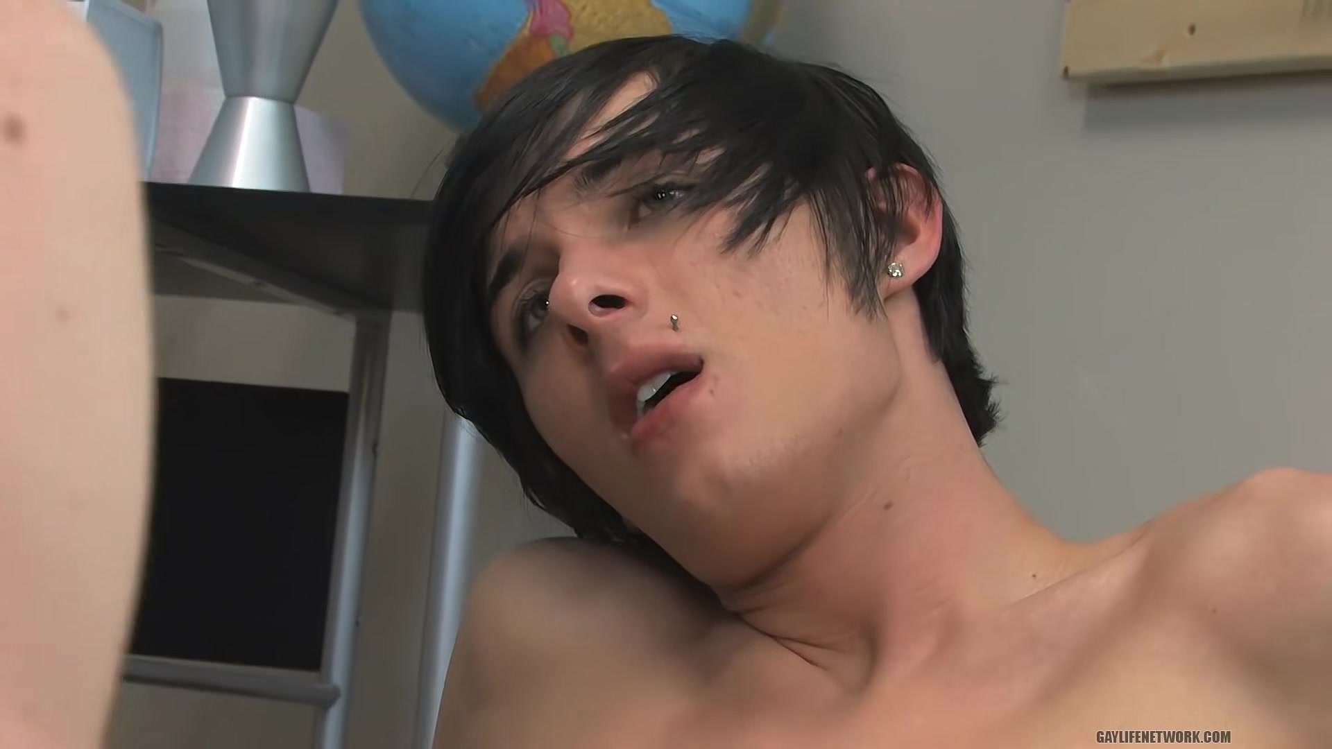 Twink Preston Andrews Bottoms Hard For His Pal Aidan Chase