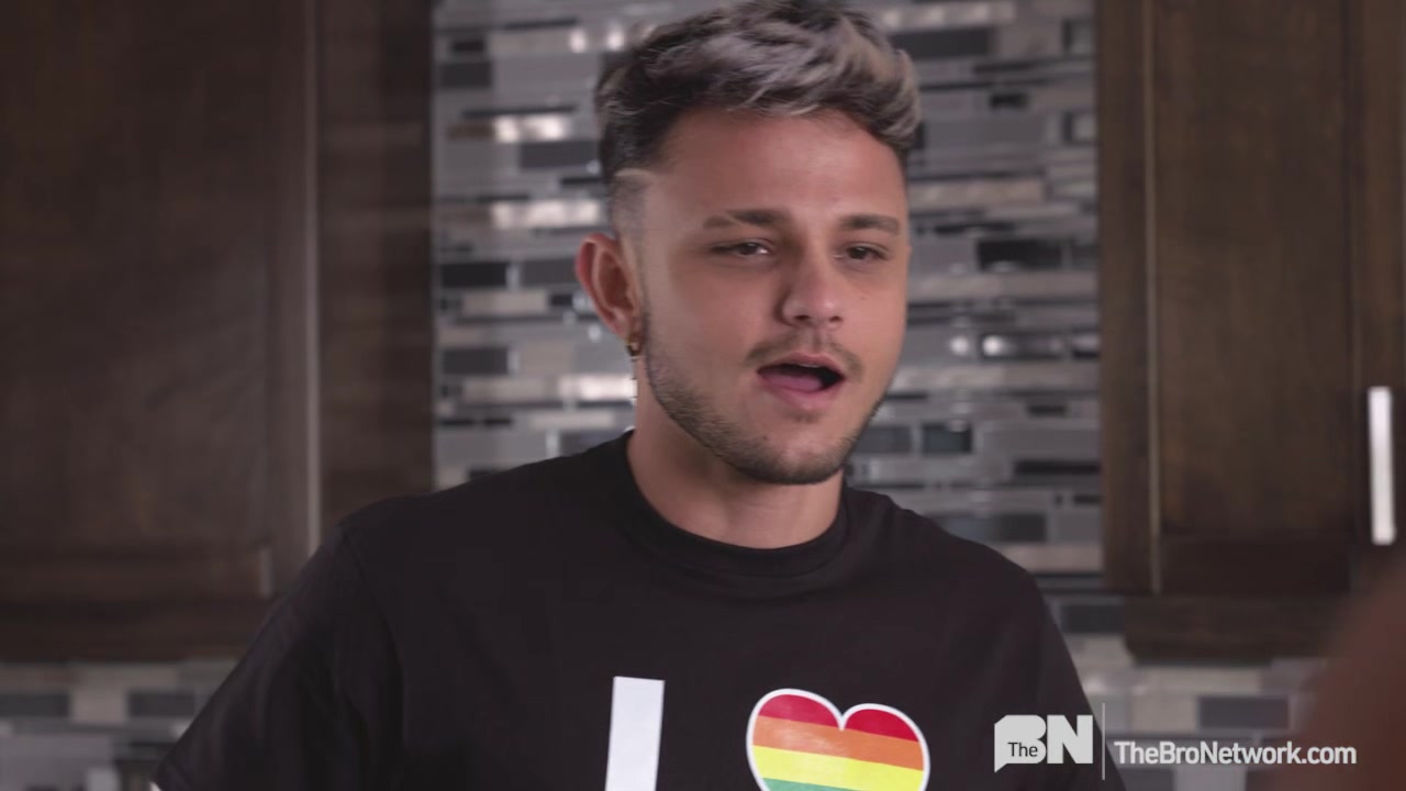 Who Needs Labels? - Gay Bareback Video - Masqulin