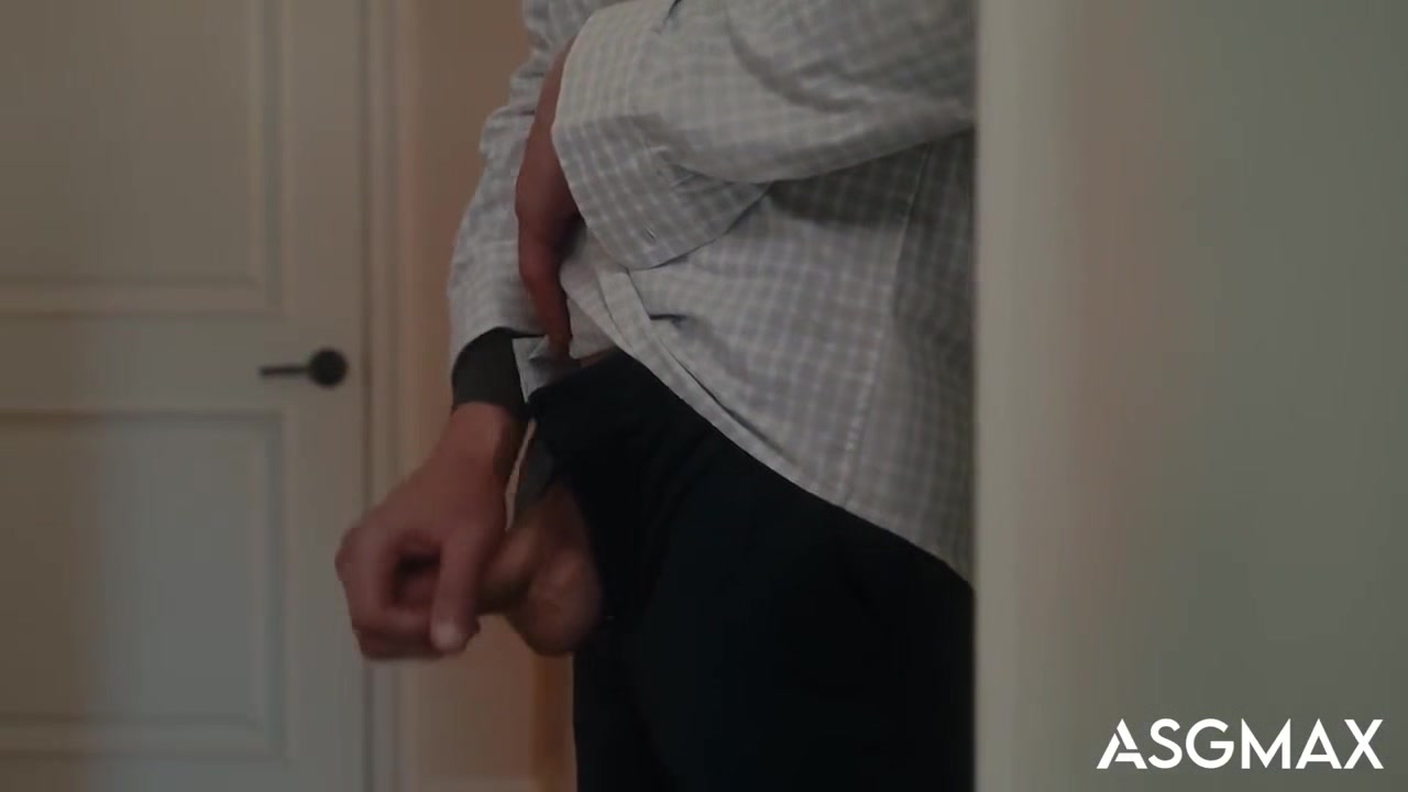 Troubled Twink Peeps Hunk & Make Love Friends Pounding