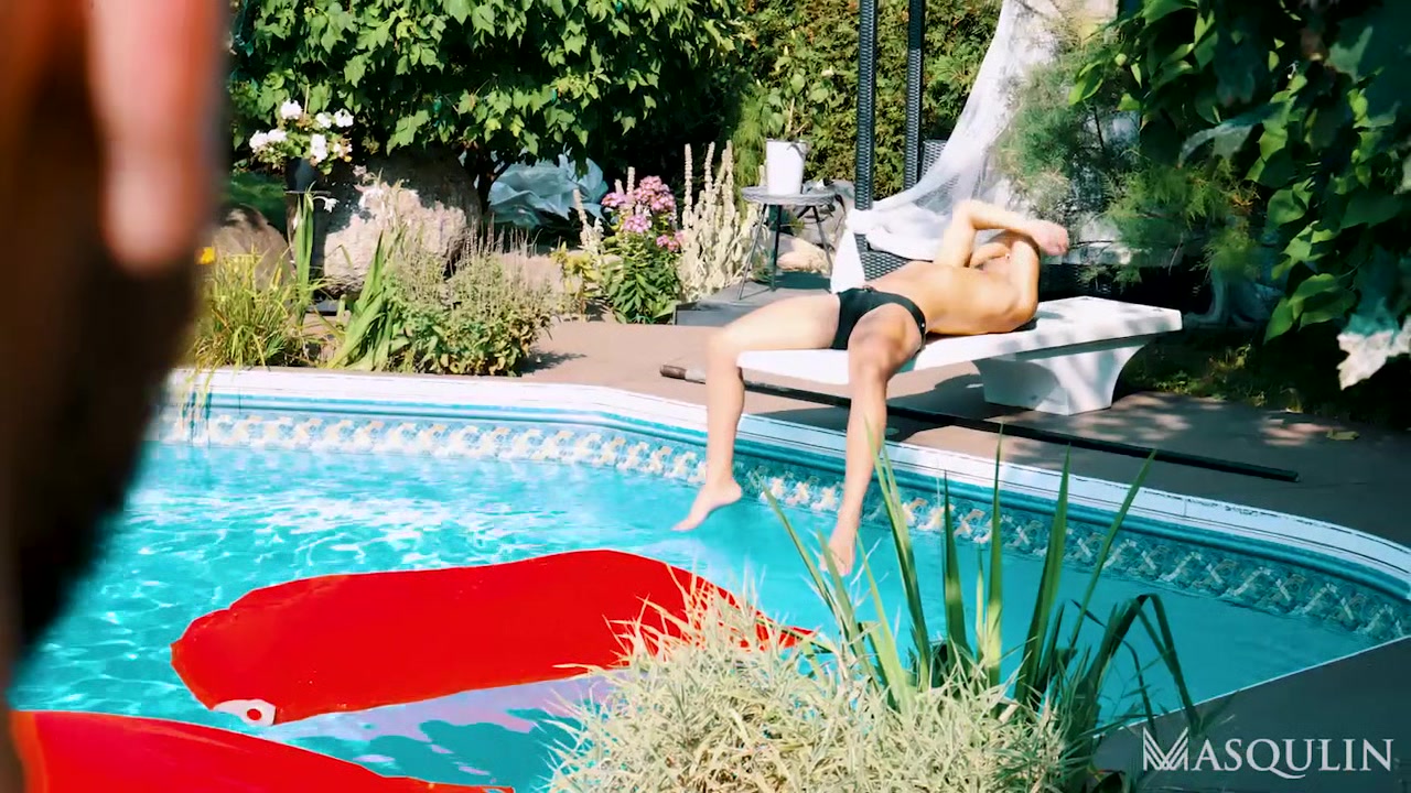 Pool Day - Gay Bareback Video - Masqulin
