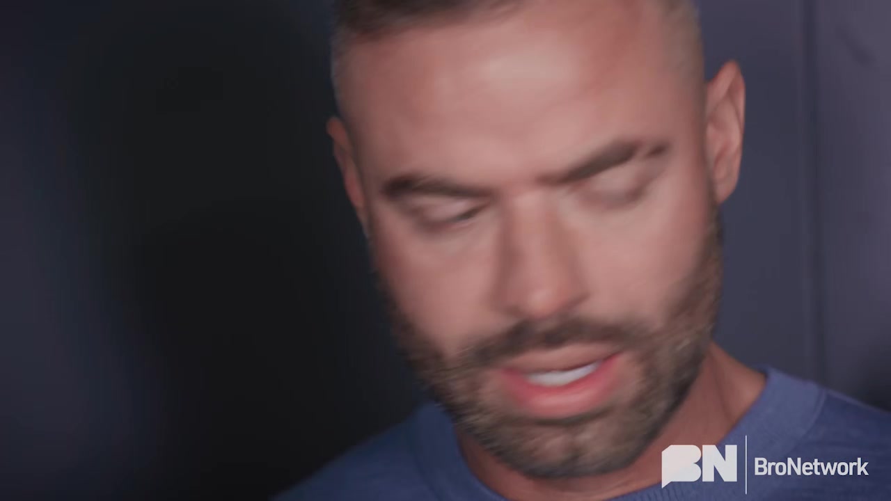 Elevator Jammed - Gay Bareback Video - Masqulin