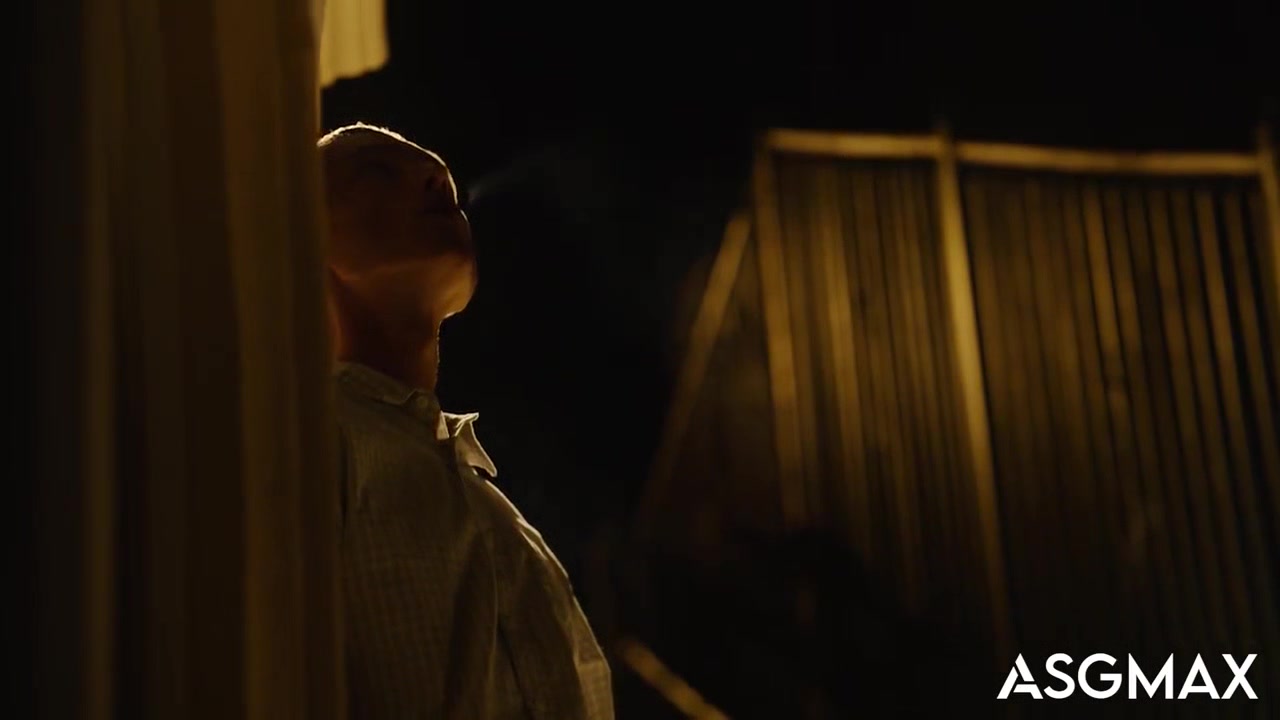 Hoss Kado Sneakily Jerked Off Under Dinner Table