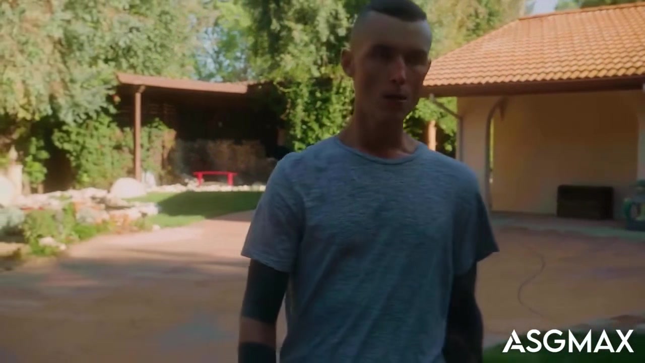 Creeper Watches Hunk Roomie Flip Bang His Professor