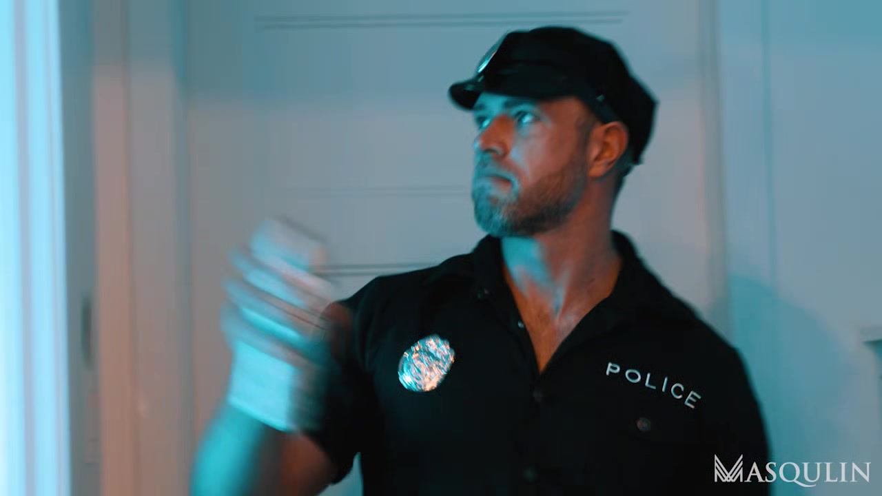 The Cops Want In, Part 1 - Bro Network
