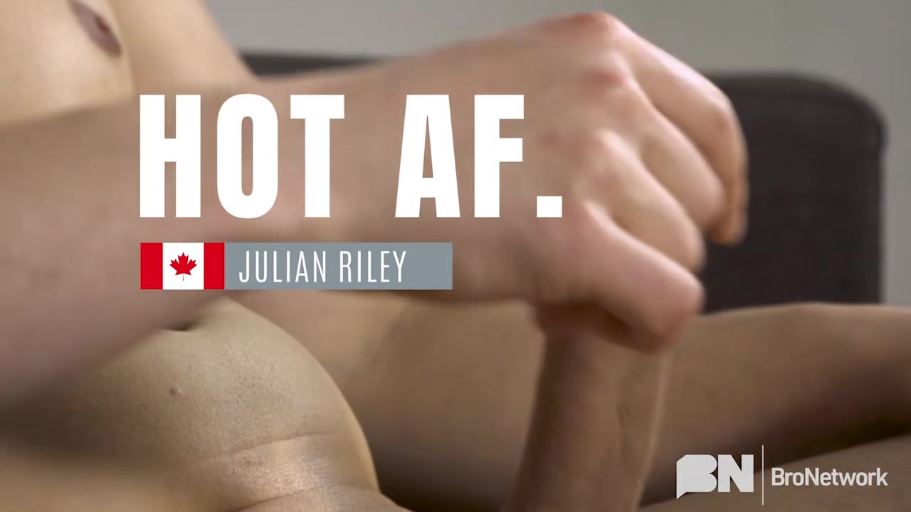 Hot AF: Julian Riley - Gay Bareback Video - Masqulin