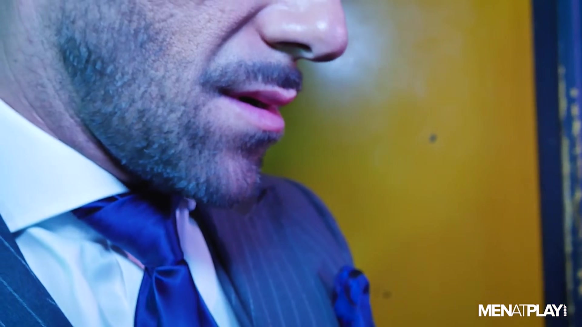The Gigolo - MENatPLAY