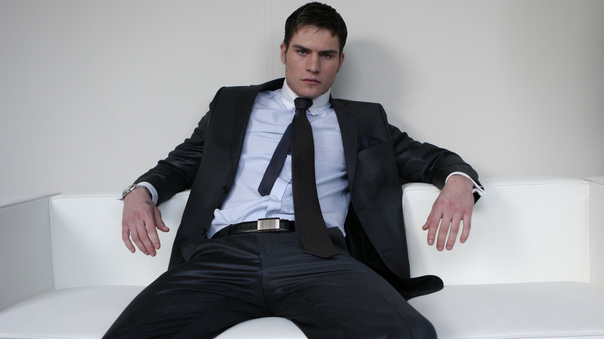 Josh Ryan Showcase - MENatPLAY
